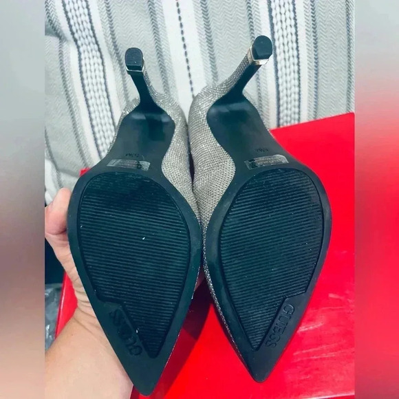 Guess  heels size 5.5 New with box - Picture 10 of 13